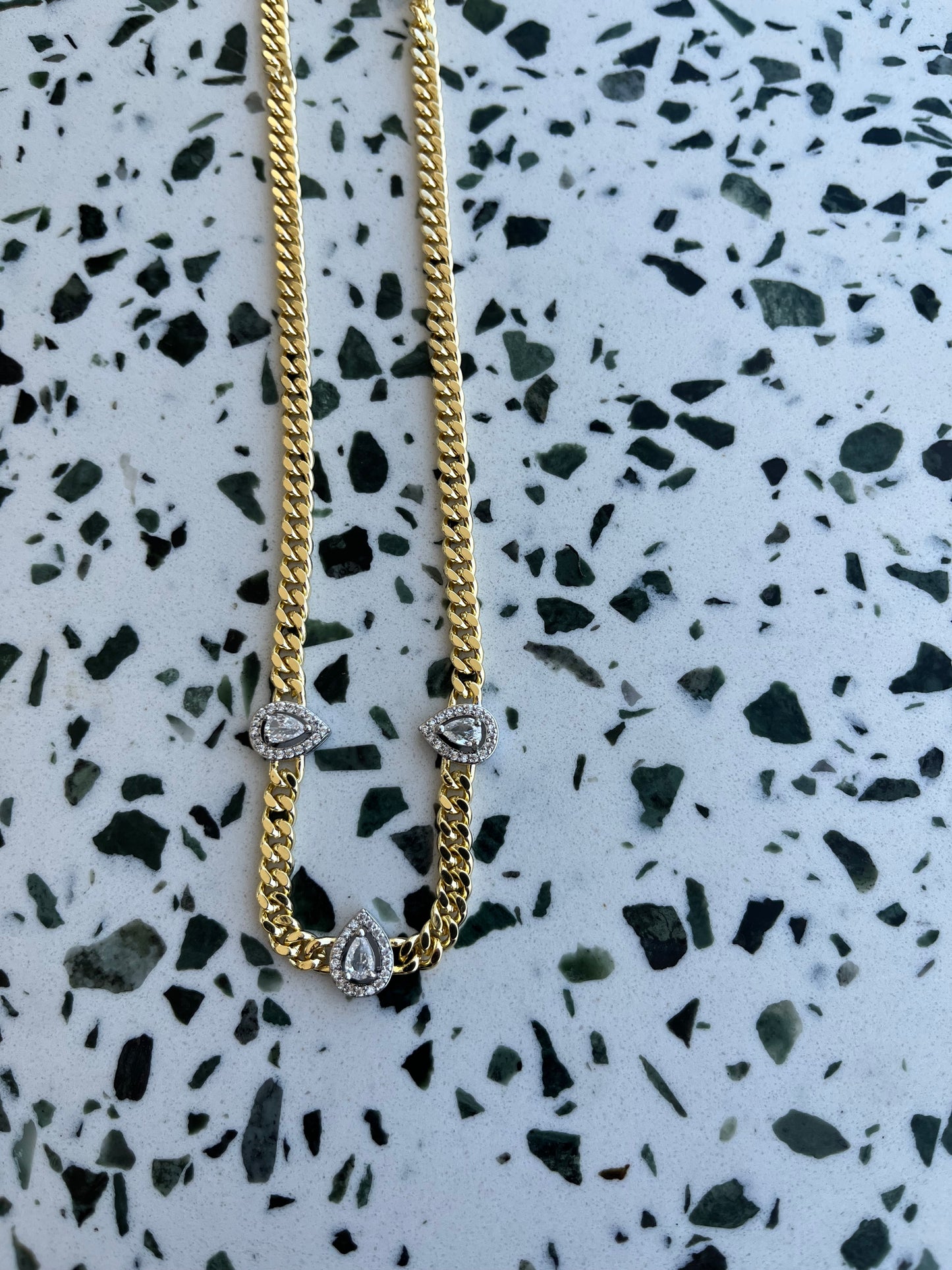 Zoya Necklace