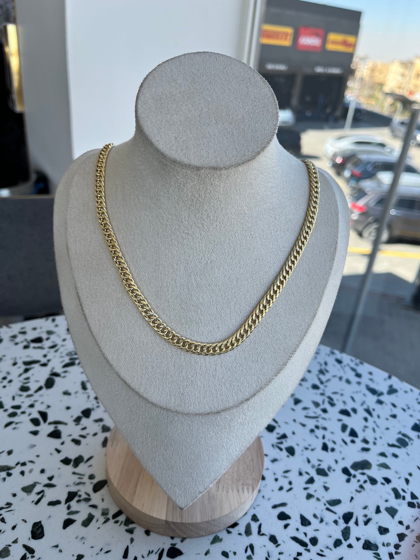 Aven Necklace