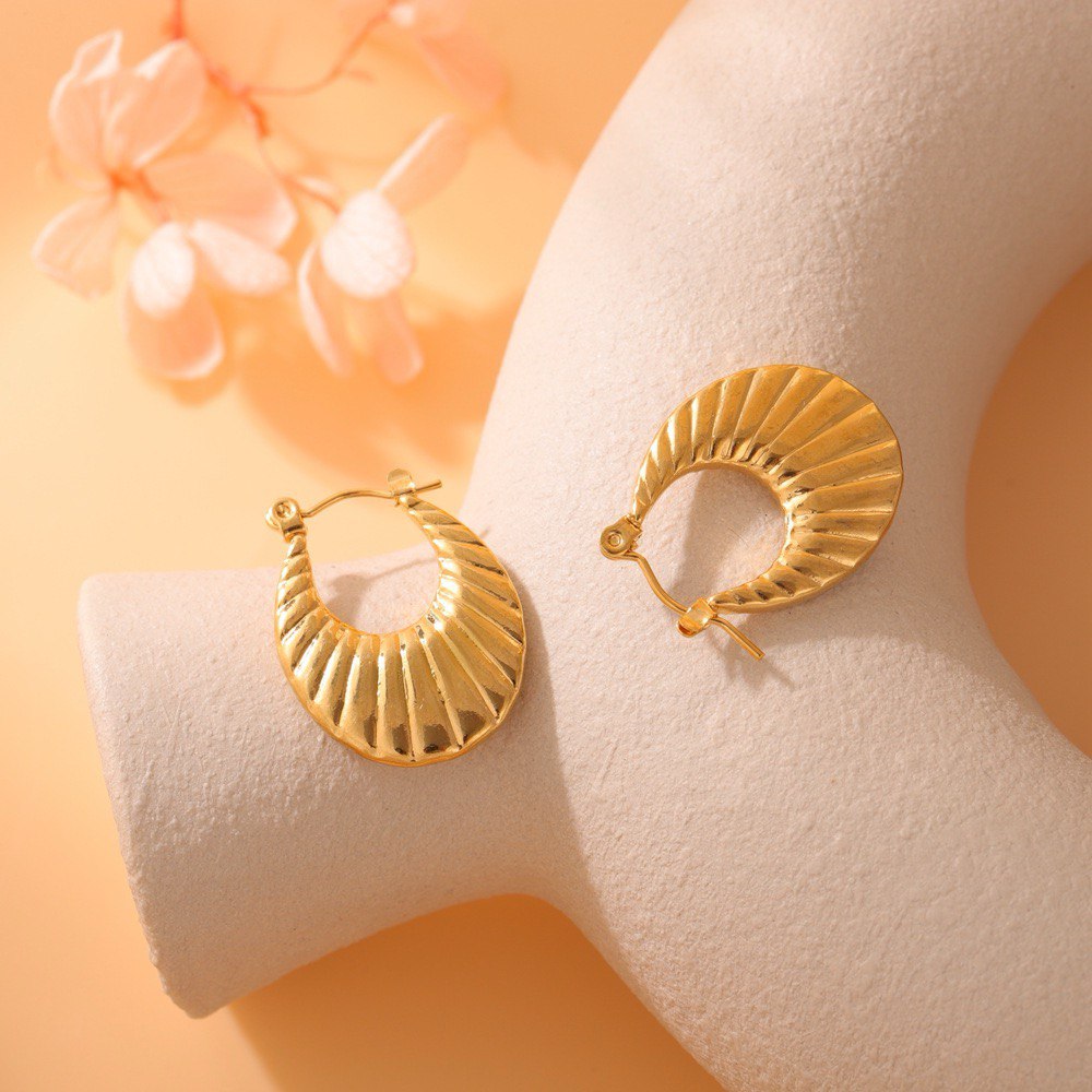 Diana earring