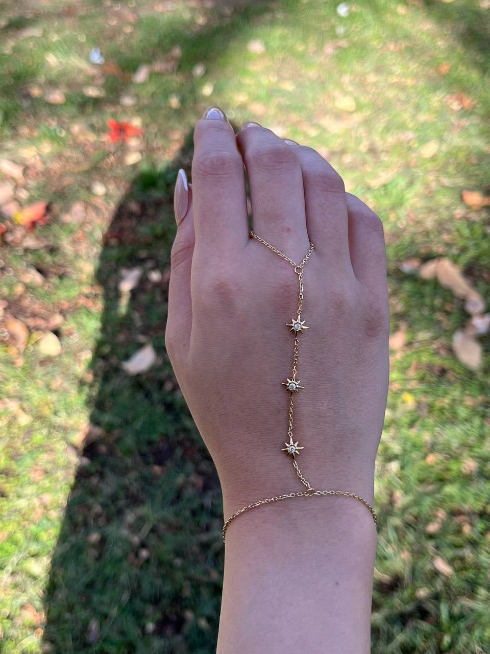 Emma Hand Chain