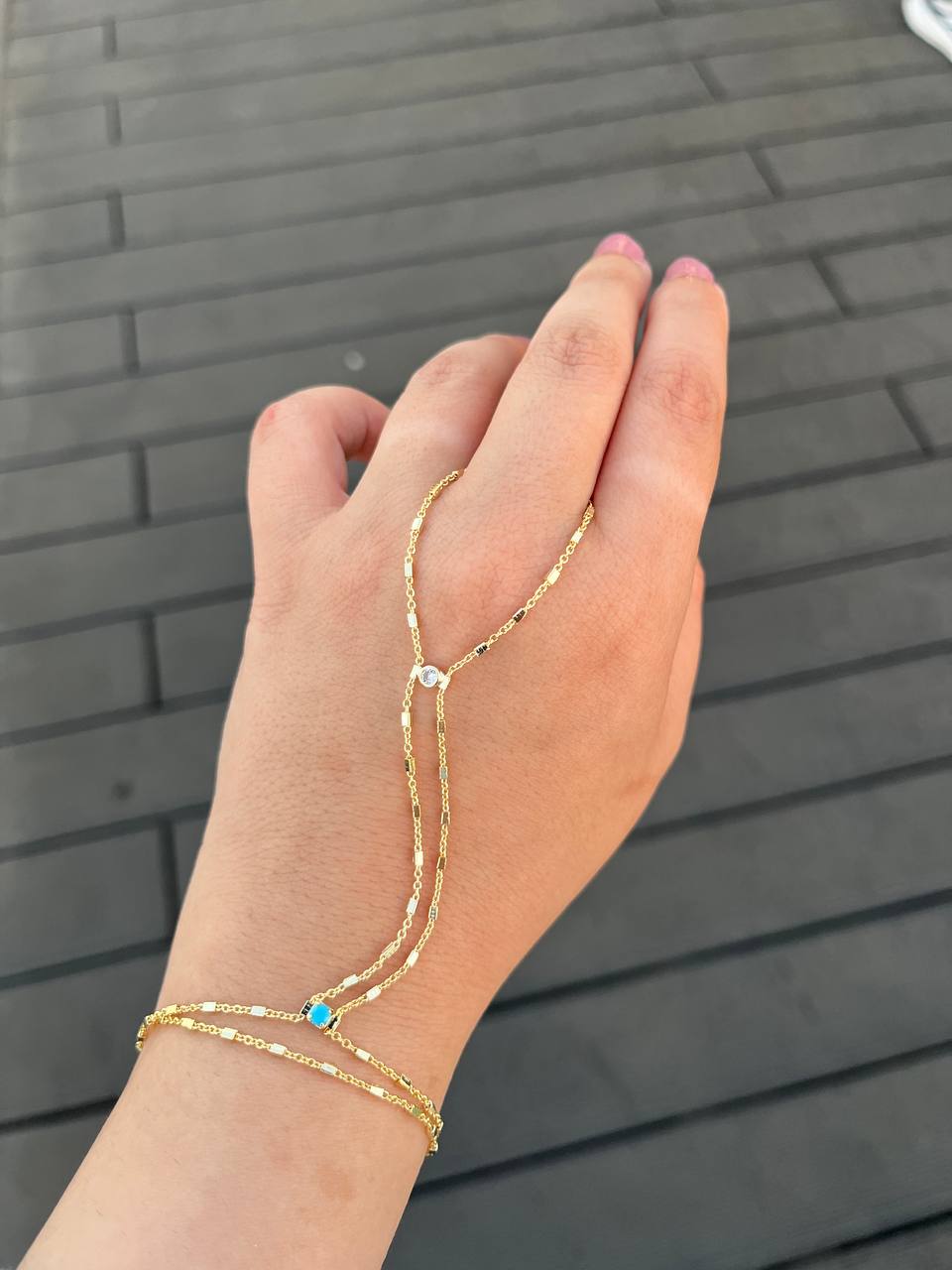 Misa Hand chain