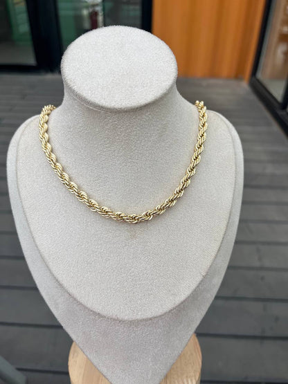 Derin Necklace