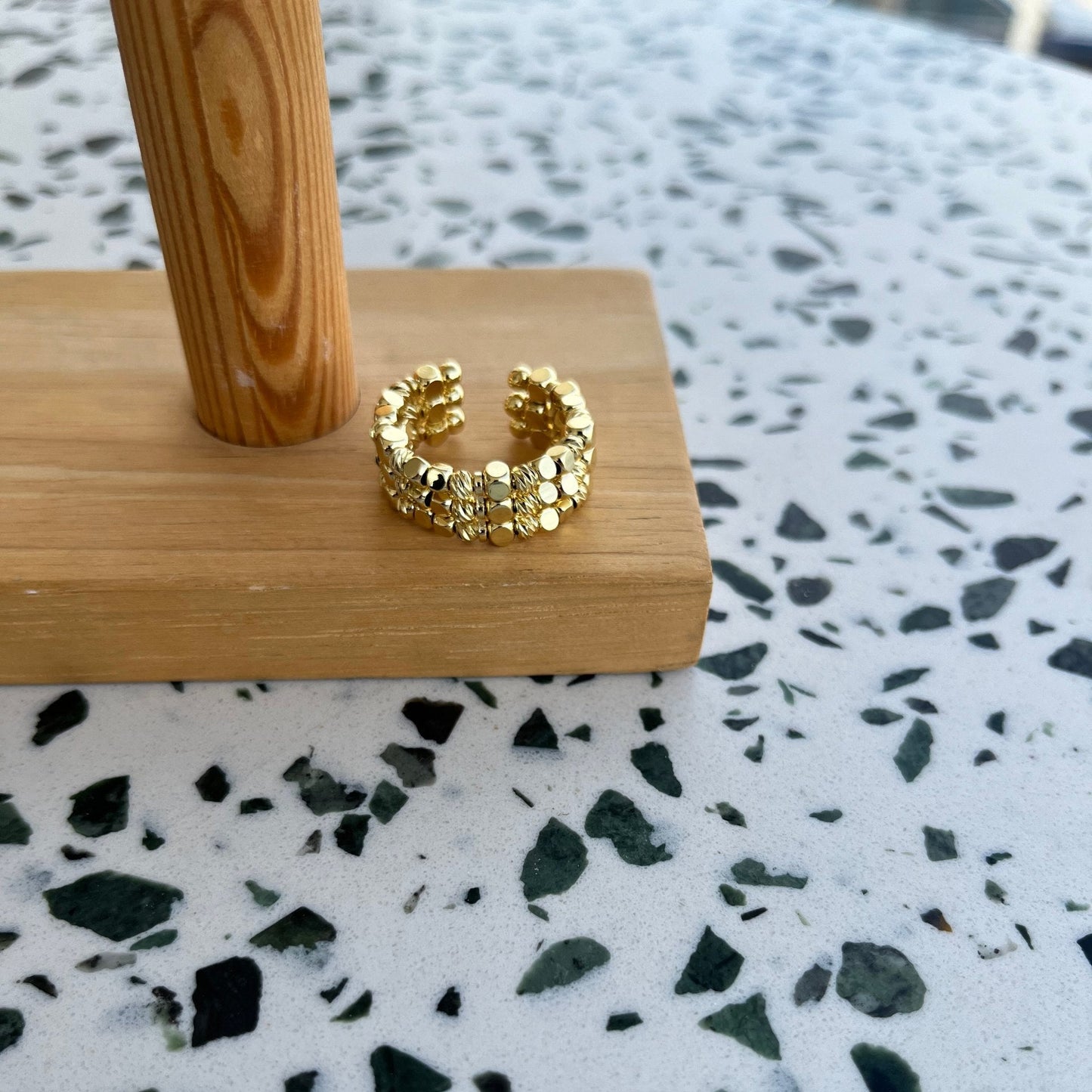 Cora Ring