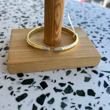 Clara Bangle