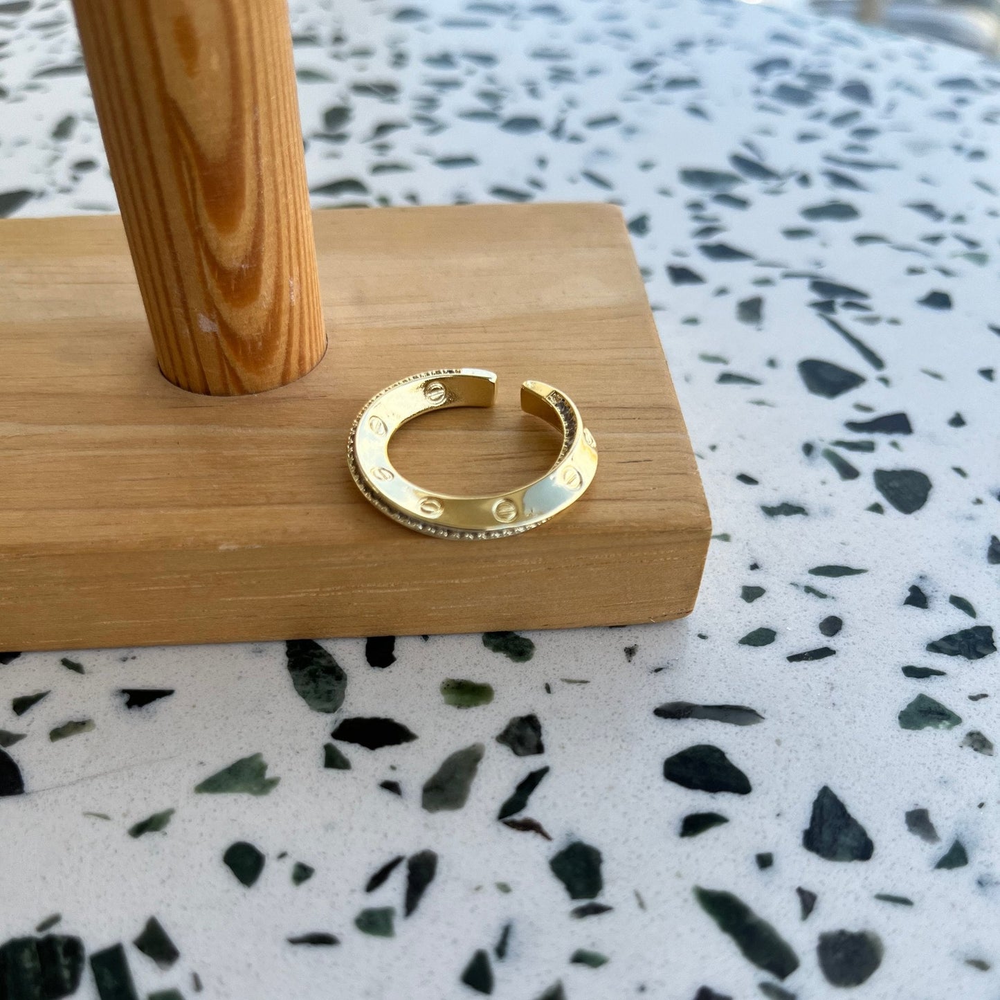 Egle Ring