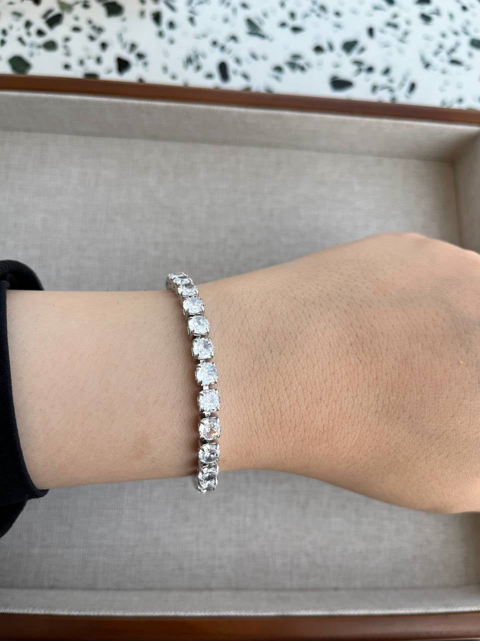 Bella Bracelet