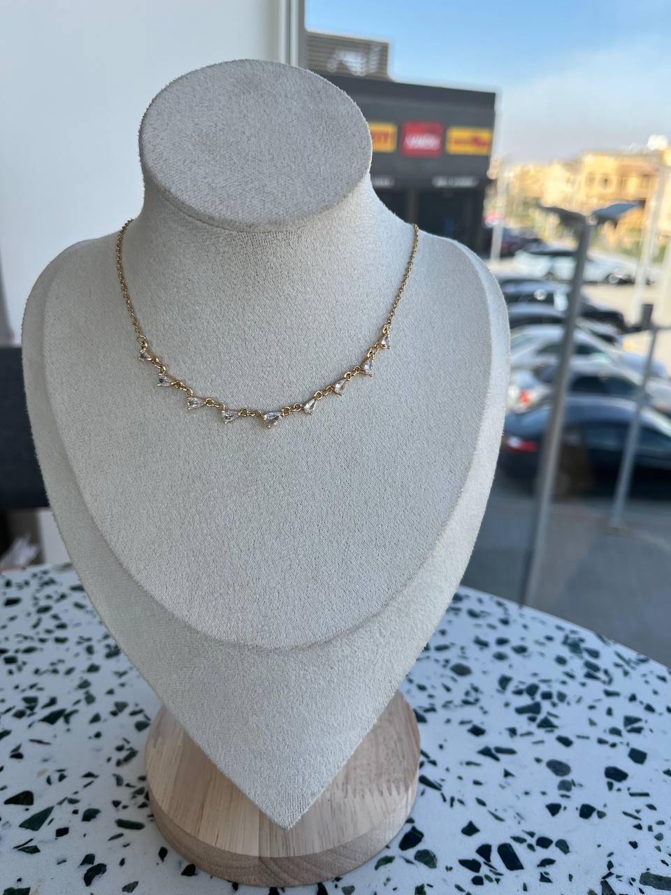 Glassy Necklace