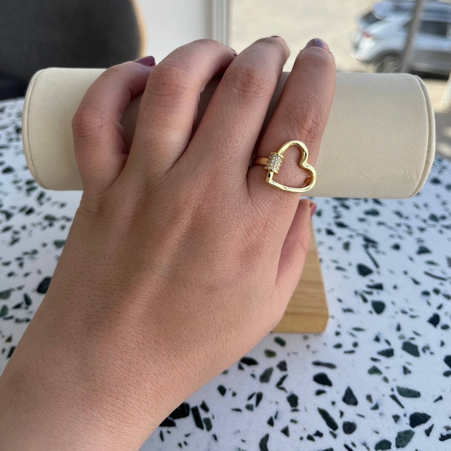 Amel Ring