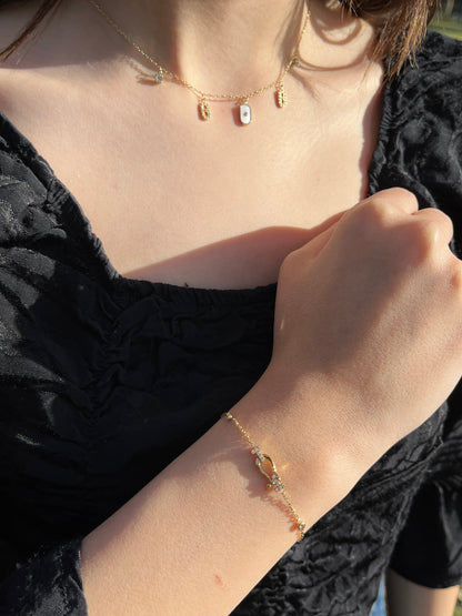 Vivian Necklace