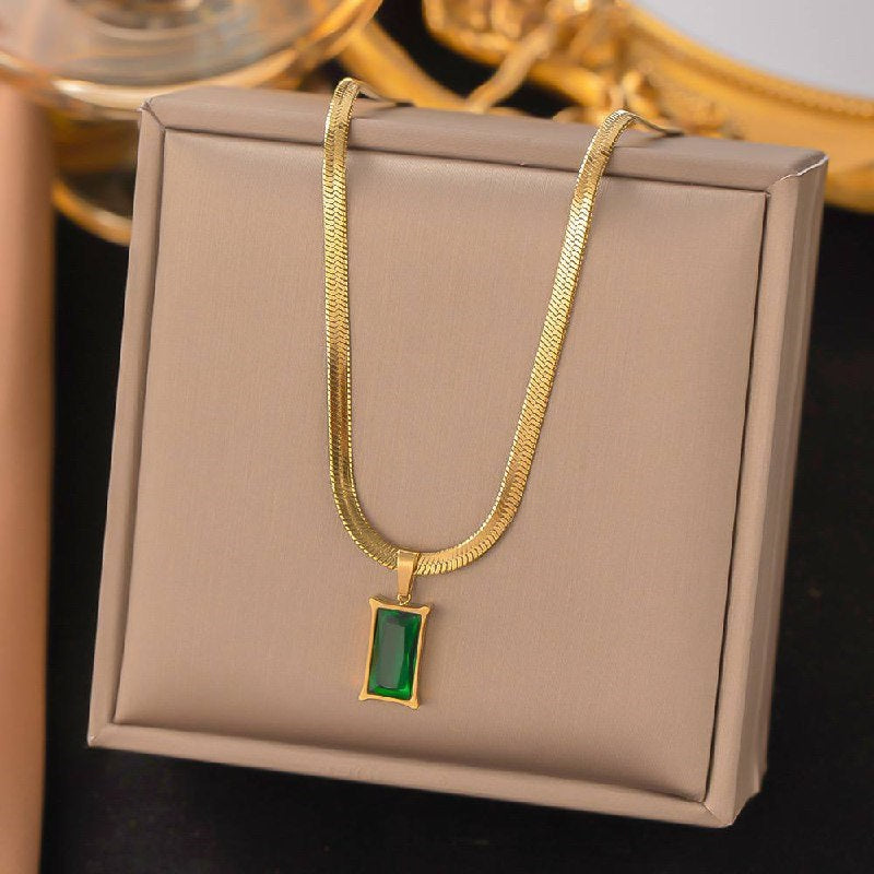 Ayla necklace