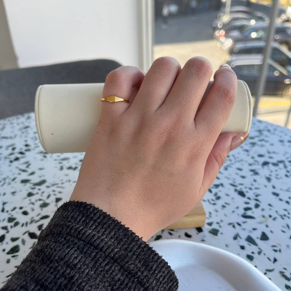 Anya Pinky Ring
