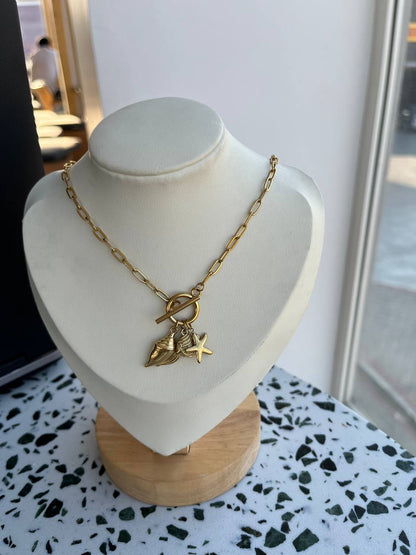 Evie Necklace