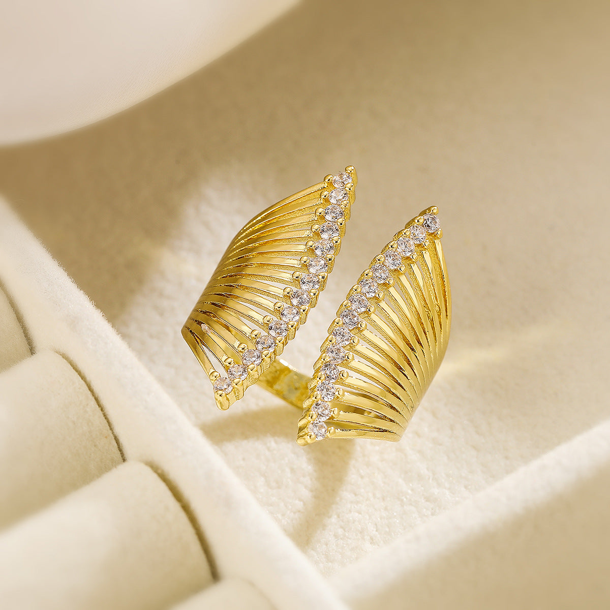 Selena Ring