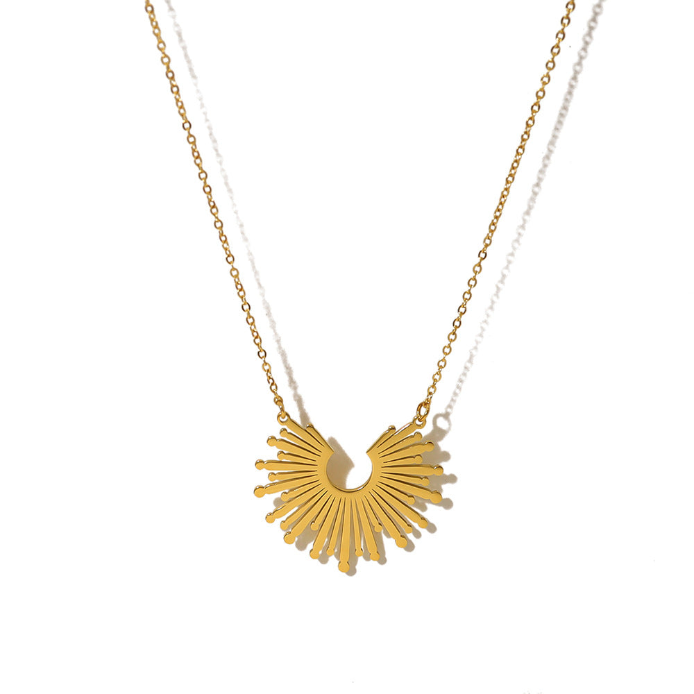 Iskra Necklace