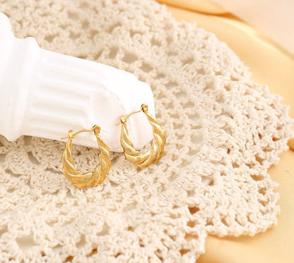 Nora earring