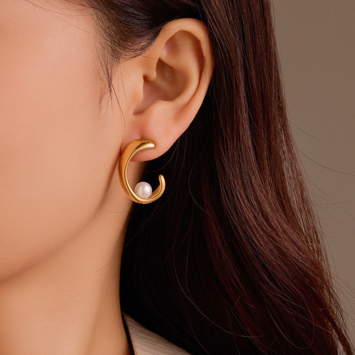 Liliana earring