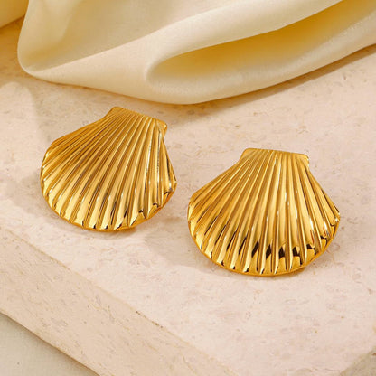 Isabella earring
