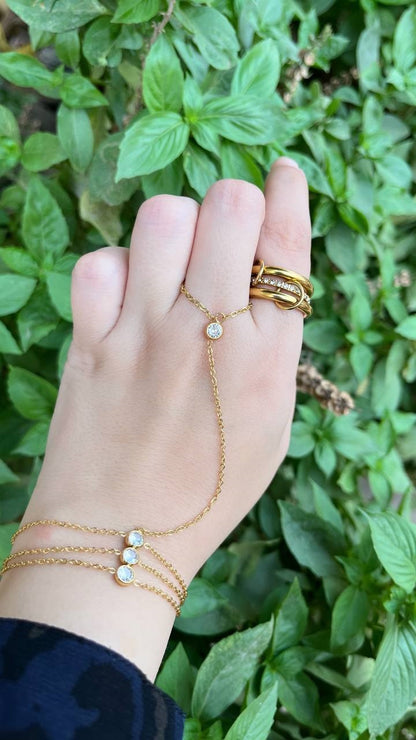 Lily Hand Chain
