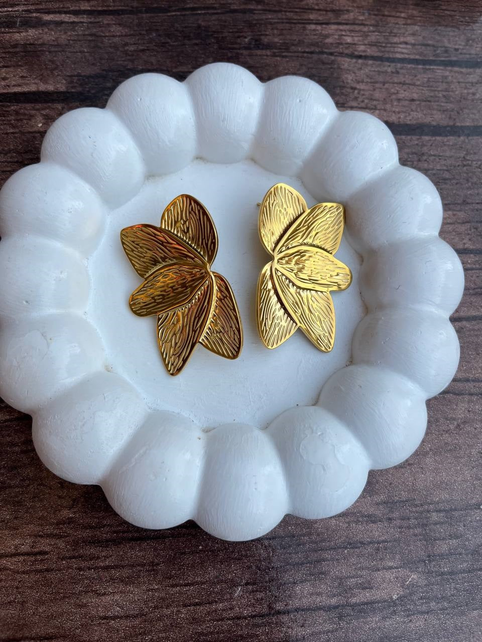 Victoria earring