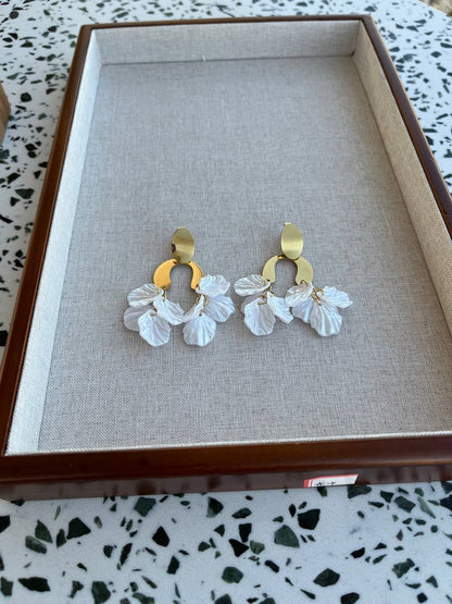 Anna earring