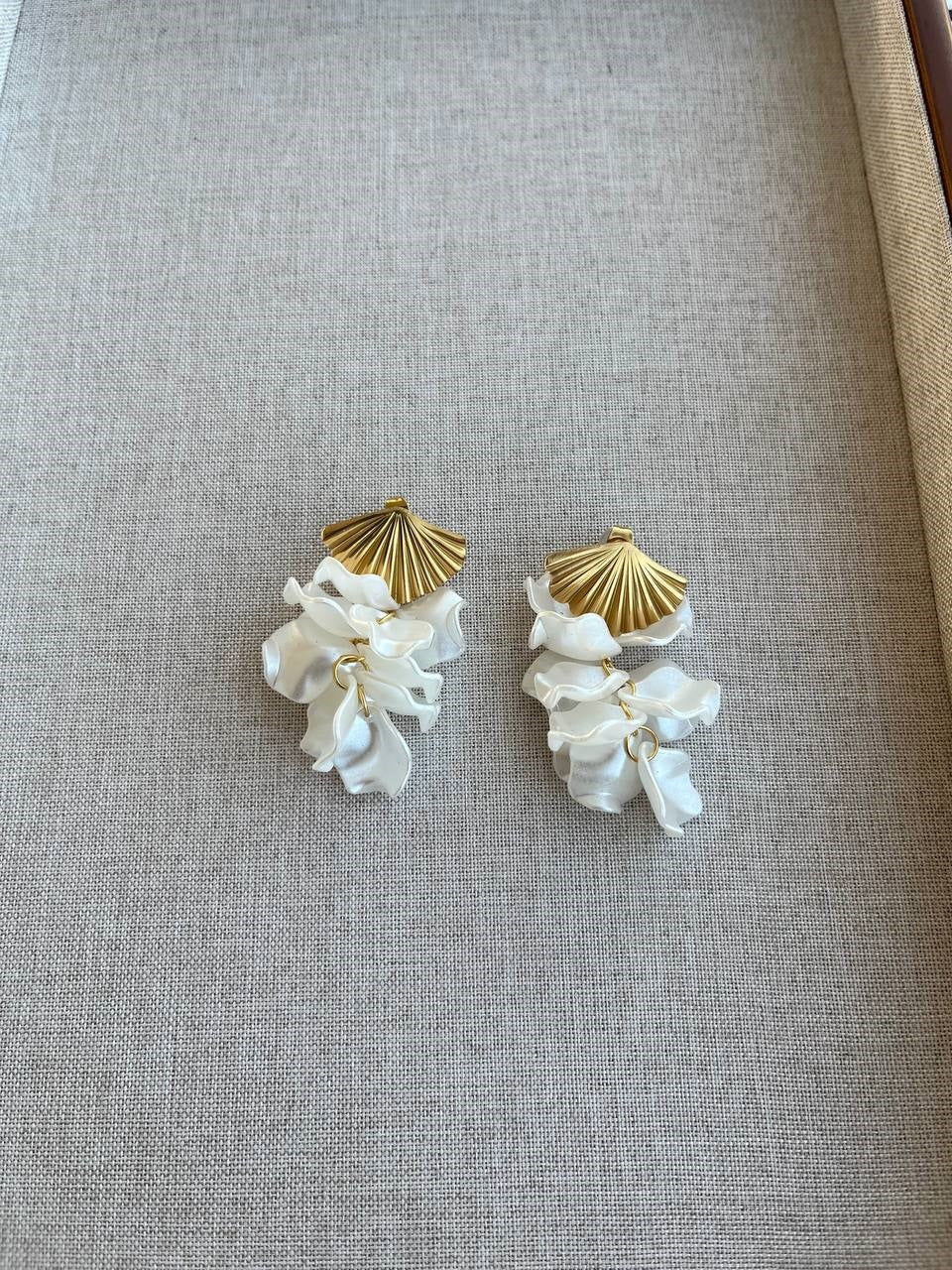 Freya earring