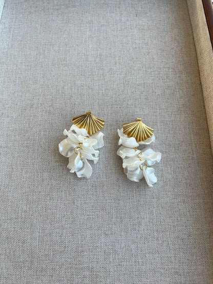 Freya earring