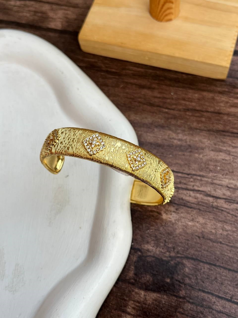 Lucy Bangle