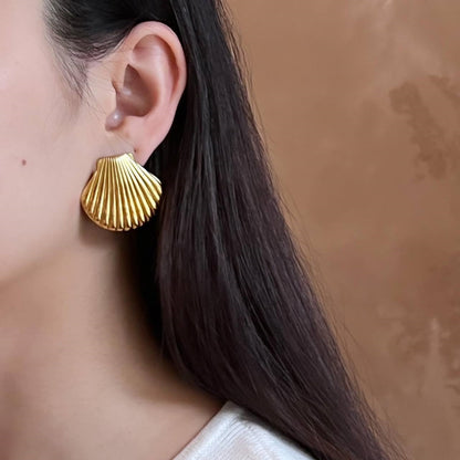 Isabella earring