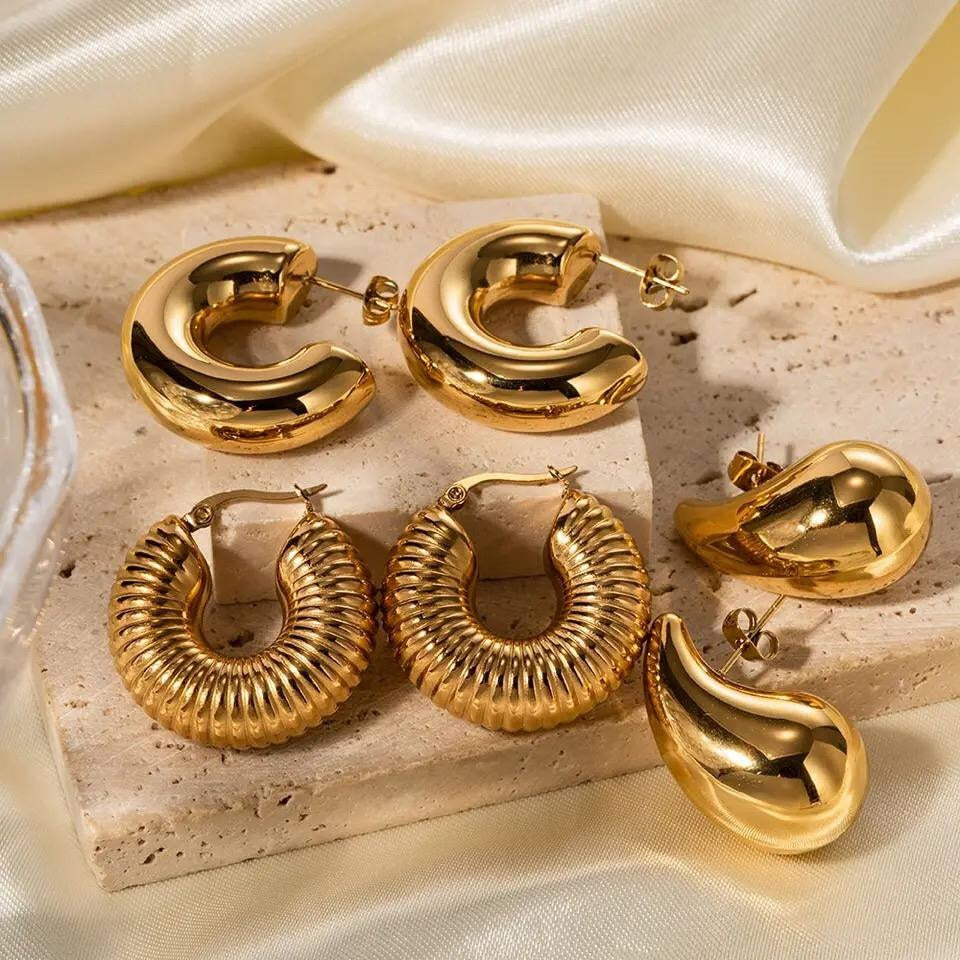 Charlotte earring