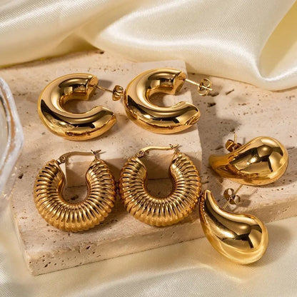 Charlotte earring