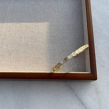 Melisa Bangle