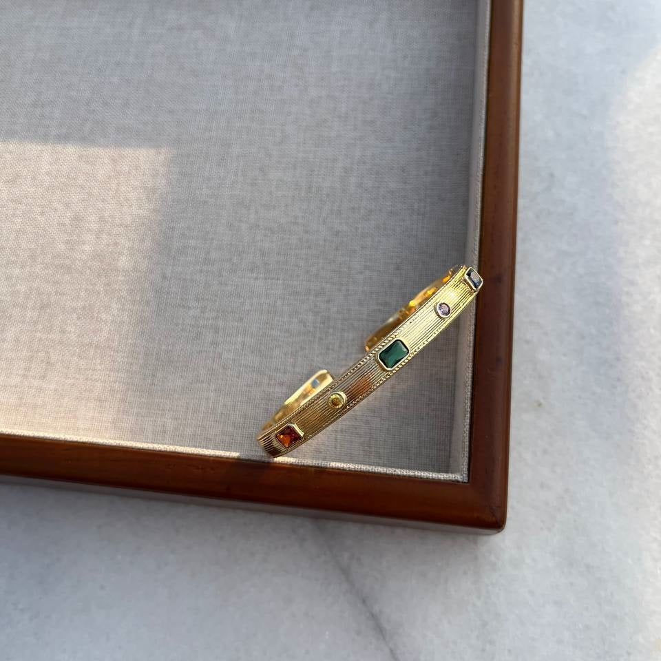 Lian Bangle