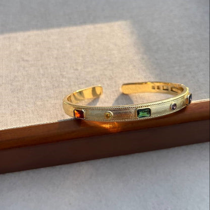 Lian Bangle