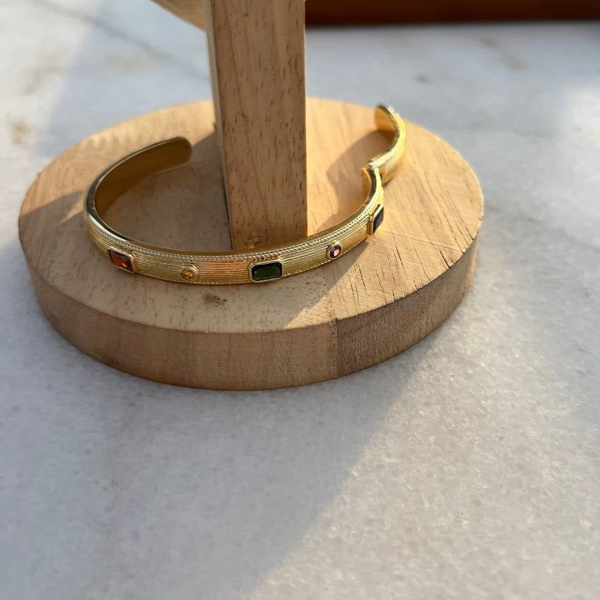 Lian Bangle