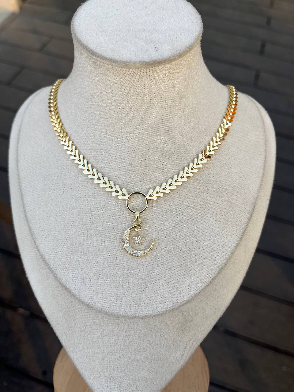 Mas Necklace