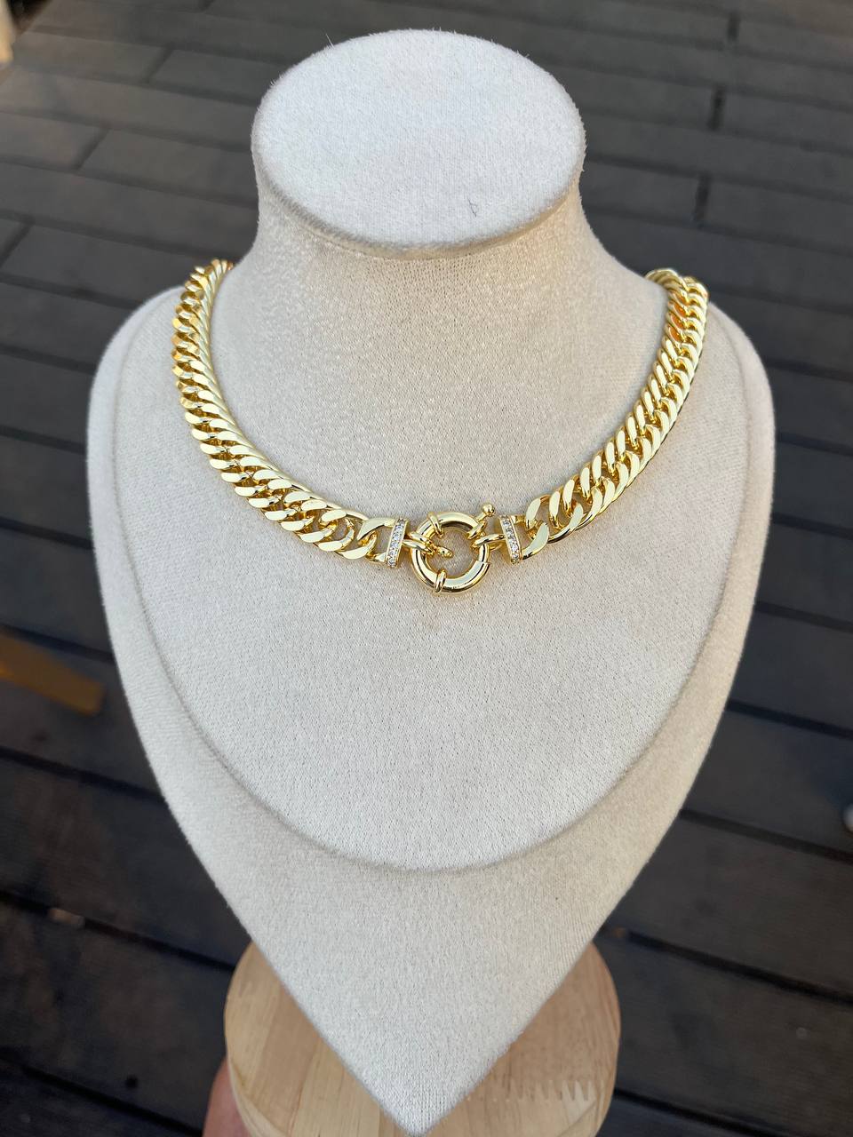 Bariq Necklace