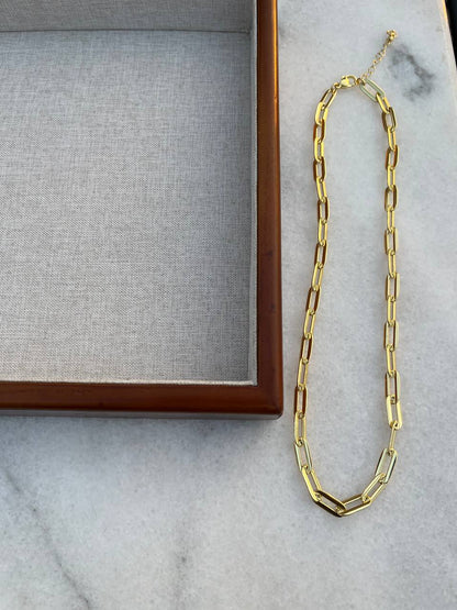 Alma Necklace