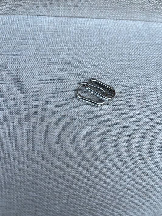 Yelena earring