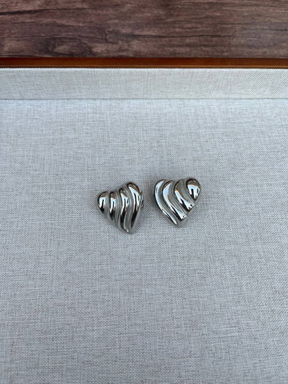 Lola earring