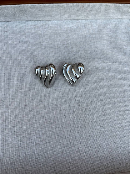 Lola earring