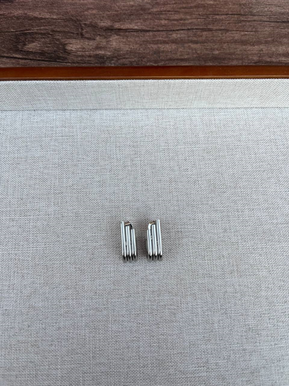Queenie earring