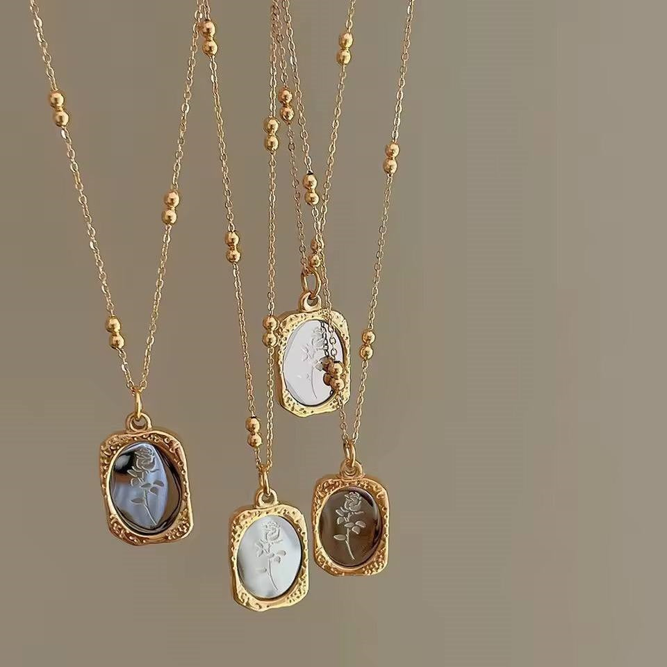 Flower necklace