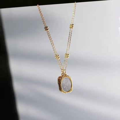 Flower necklace