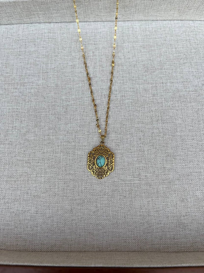 Rina necklace