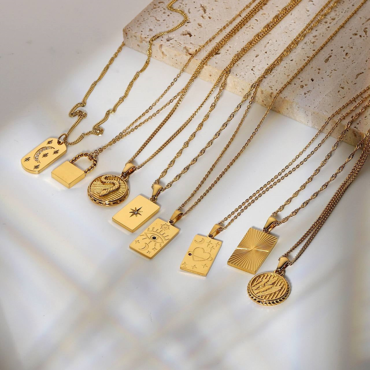 Adara necklace