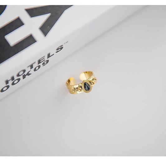 Zia Ring