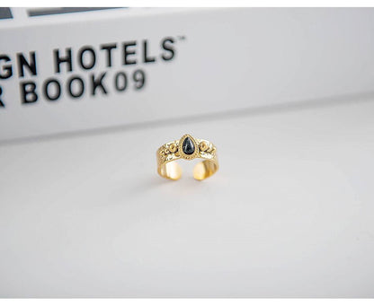 Zia Ring