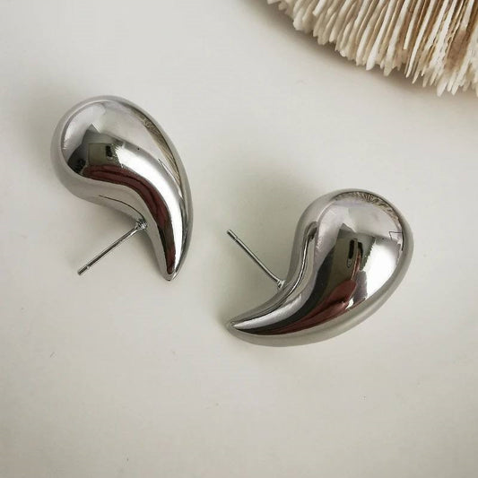 Vega earring