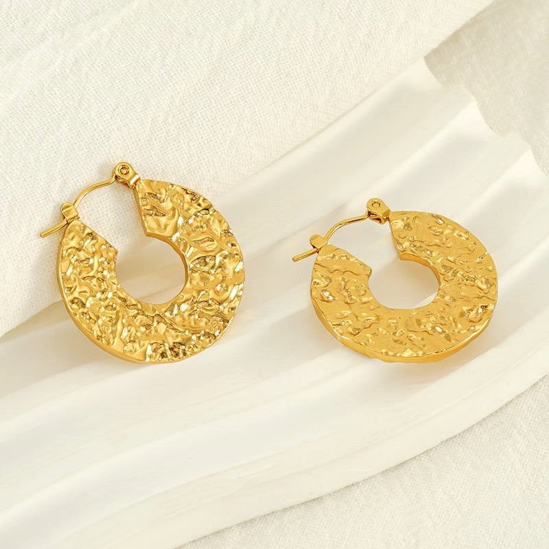 Amira earring