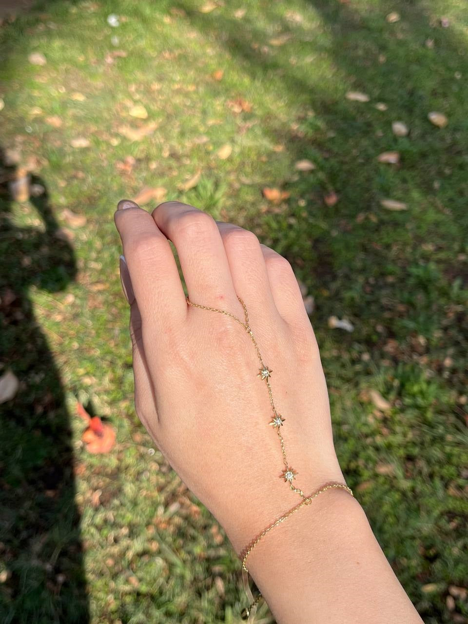 Emma Hand Chain